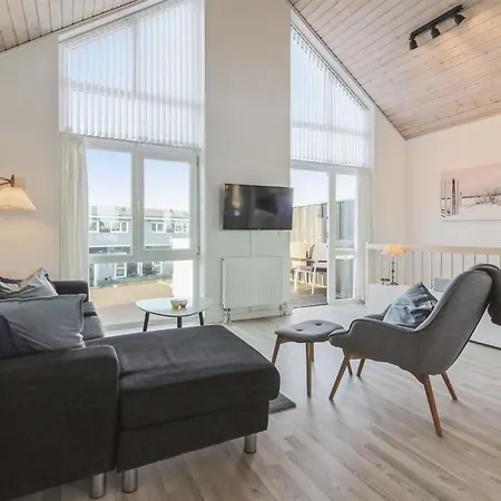 Truls - 700m From The Sea By Interhome